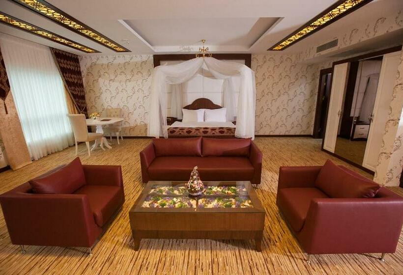 Люкс Повышенной Комфортности, Mitannia Regency