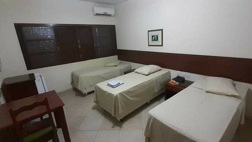 スタンダードトリプルルーム, Paris