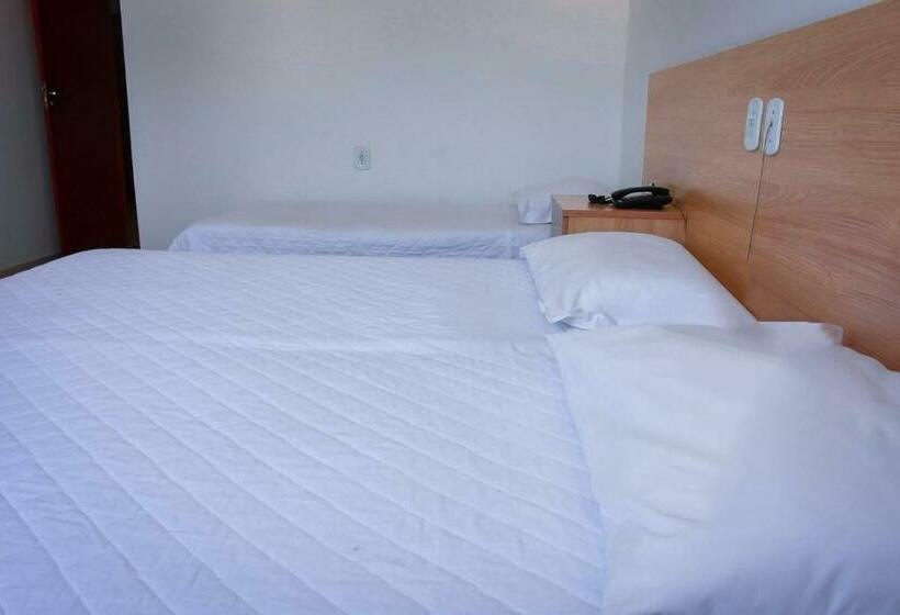 디럭스 룸, Pioneiro