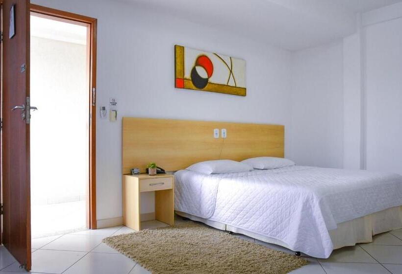 디럭스 룸, Pioneiro