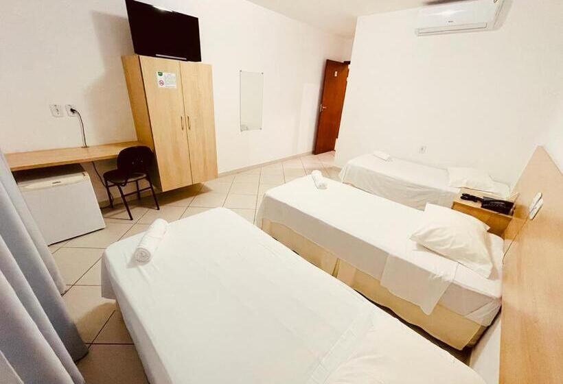 디럭스 트리플 룸, Pioneiro