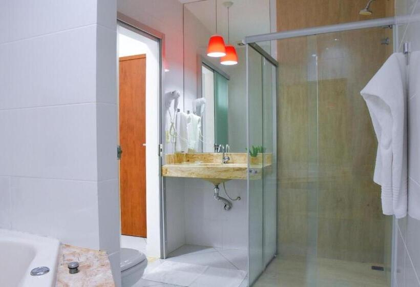 디럭스 스위트, Pioneiro