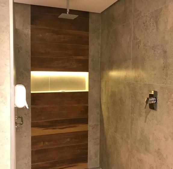 디럭스 방갈로, Pousada Shangri La