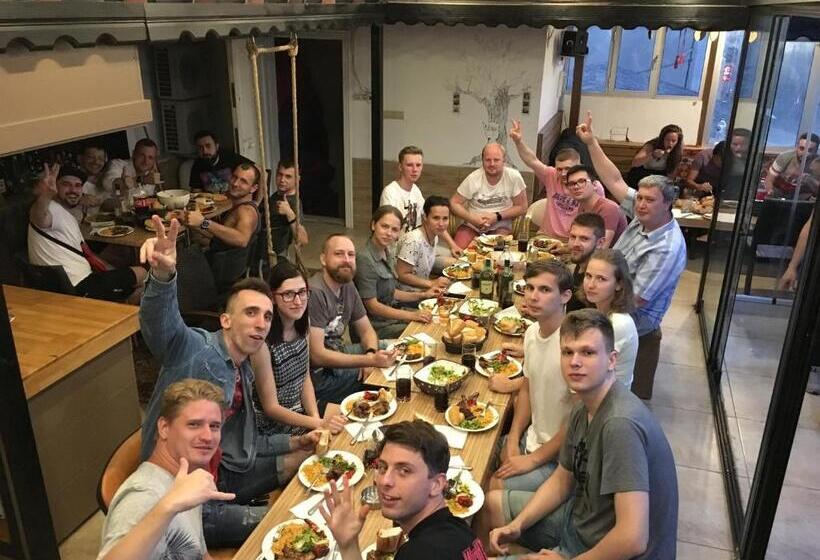 Standart Oda, Second Home Hostel