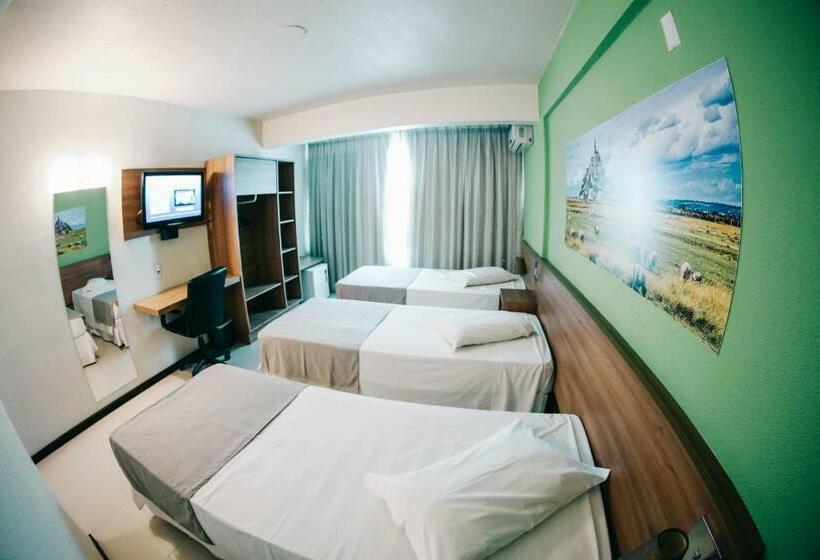 غرفة ديلوكس ثلاثية, Tri Hotel Smart Criciuma