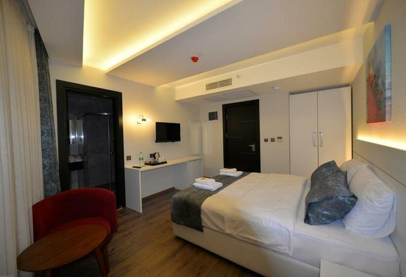 Camera Standard, Zeytindali