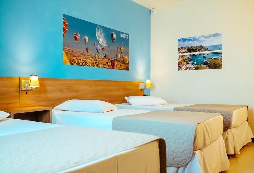اتاق لوکس سه تخته, Tri Hotel Smart Criciuma
