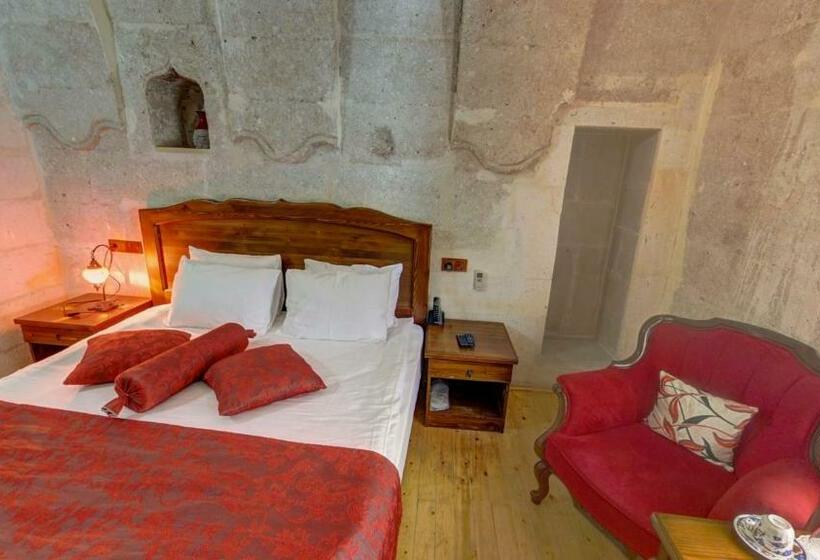 Superior Suite, Hikmet's House