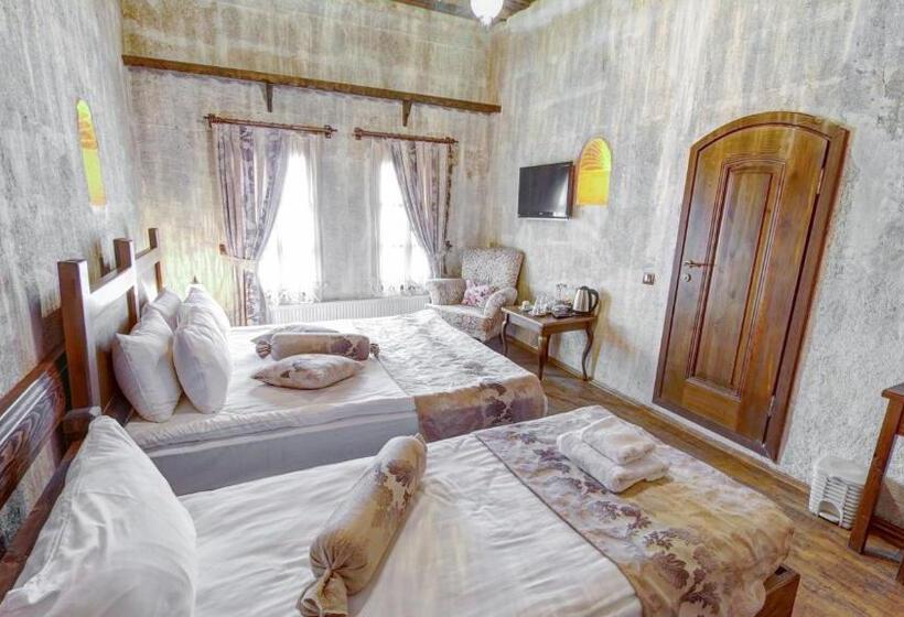 Suite, Hikmet's House