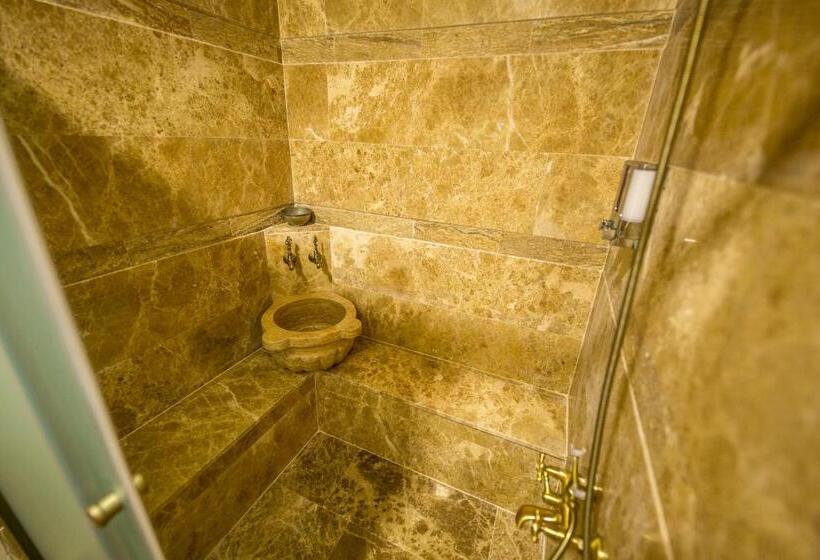 Standardzimmer Kingsize Bett, Hikmet's House