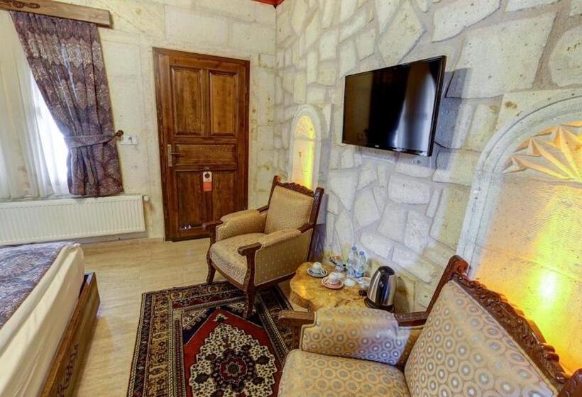 수피리어 룸, Hikmet's House