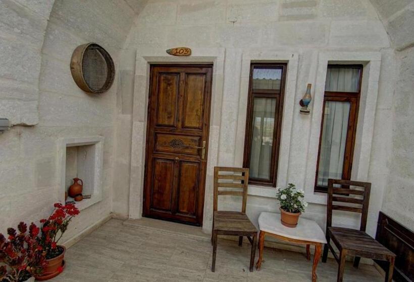 스탠다드 트리플 룸, Hikmet's House