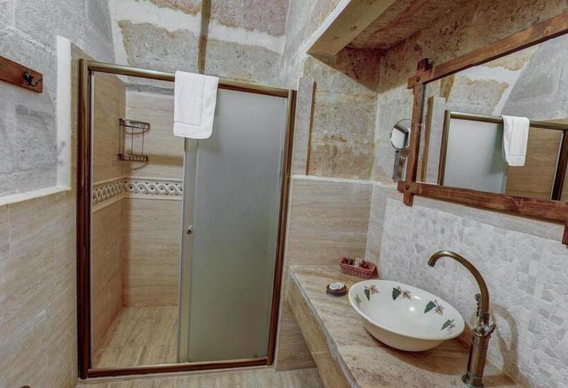 3-Bett-Standardzimmer, Hikmet's House