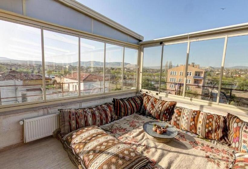 수피리어 스위트, Hikmet's House