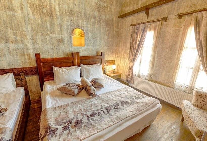 Suite, Hikmet's House