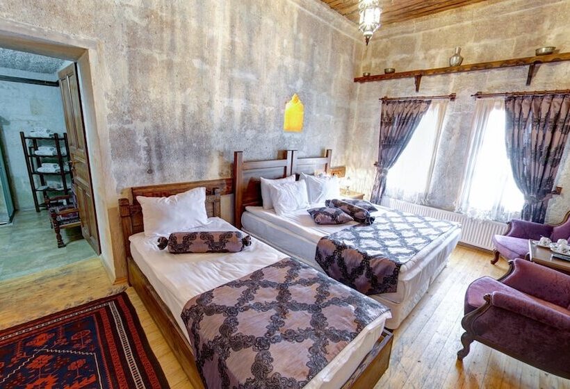 Suite, Hikmet's House