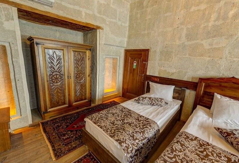 Suite, Hikmet's House