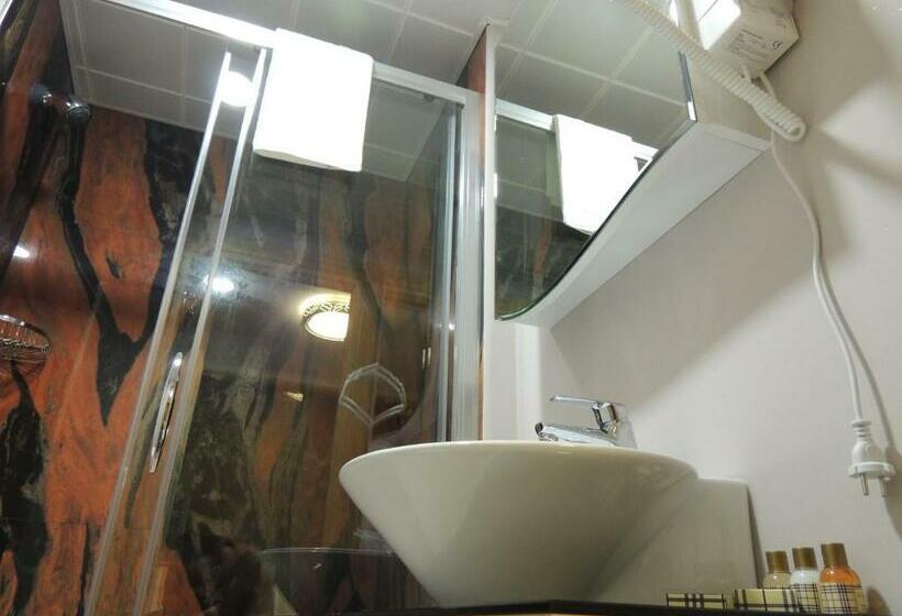 Номер Deluxe, Akcayhan