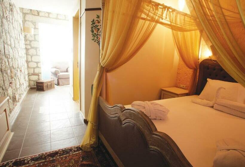 سوییت, Alacati Igdelihan Unique