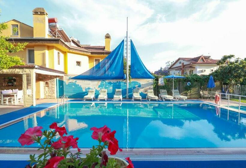 스탠다드 발코니 룸, Dedeminn Garden