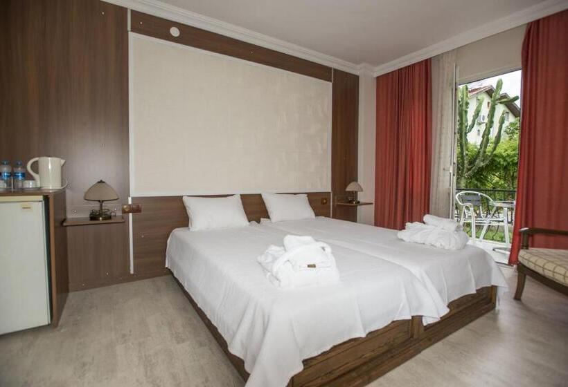 스탠다드 발코니 룸, Dedeminn Garden