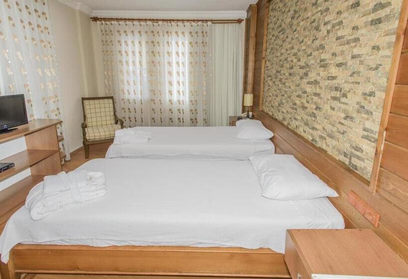 스탠다드 발코니 룸, Dedeminn Garden