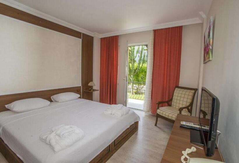 스탠다드 발코니 룸, Dedeminn Garden