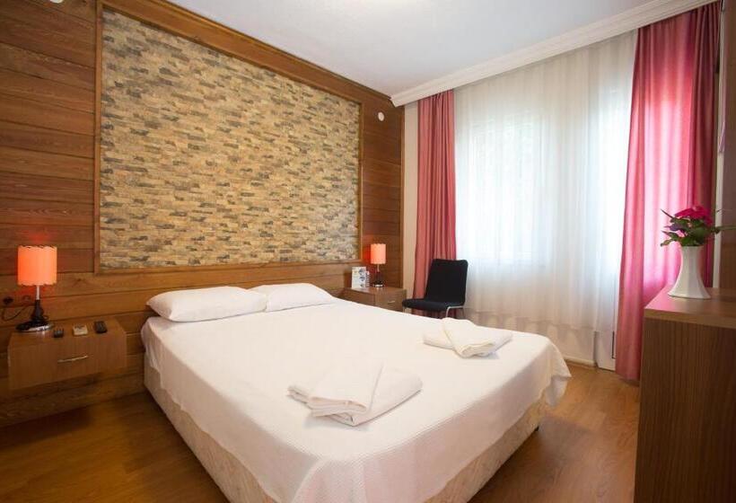 스탠다드 발코니 룸, Dedeminn Garden