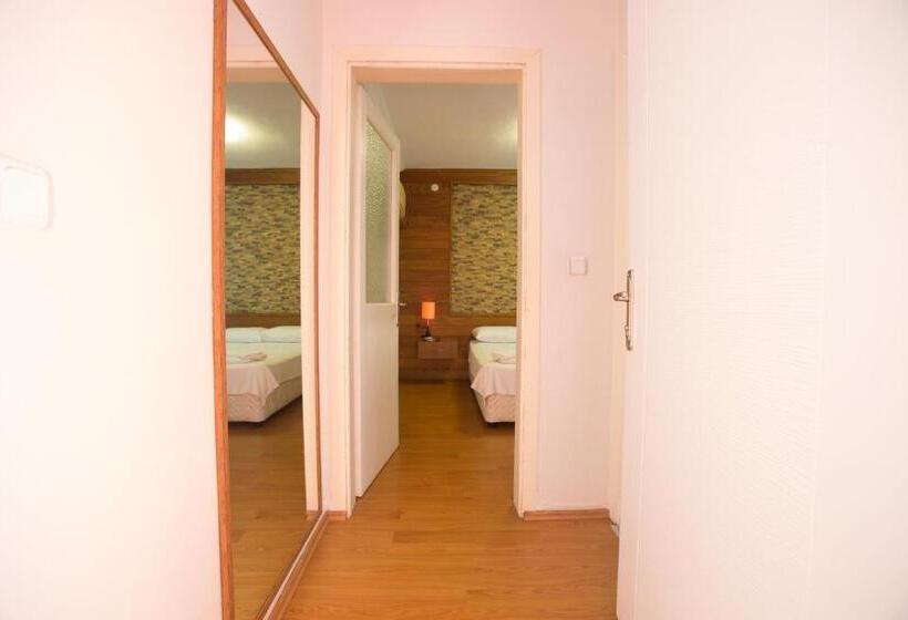 스탠다드 발코니 룸, Dedeminn Garden