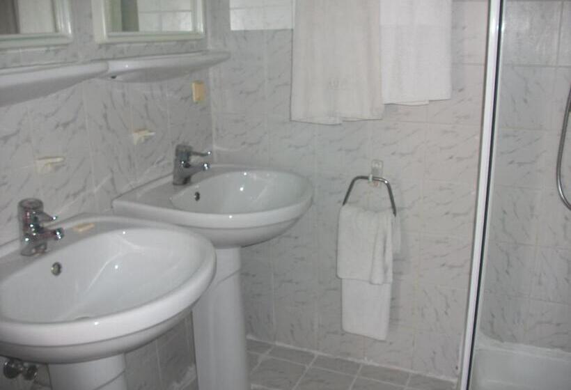 آپارتمان 1 خوابه با تراس, Delphin Apart