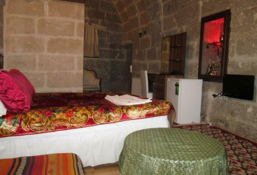 Pokój Standard, Osmanoglu