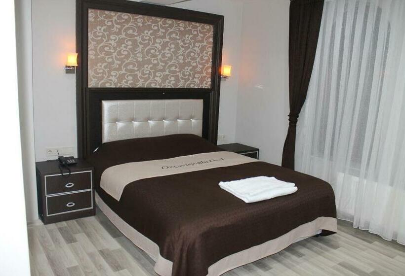 سوییت جونیور, Ozcavusoglu