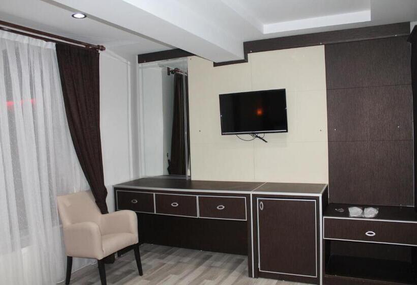 اتاق استاندارد چهار تخته, Ozcavusoglu