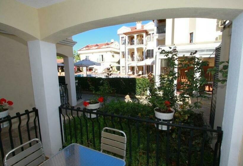 آپارتمان سوپریور 2 خوابه, Sea Breeze Hotel And Apartments