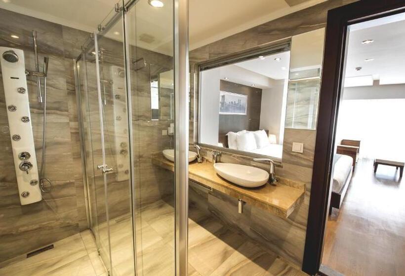 סוויטה, Sea View