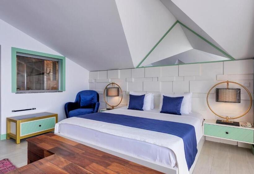 סוויטה, Sea View