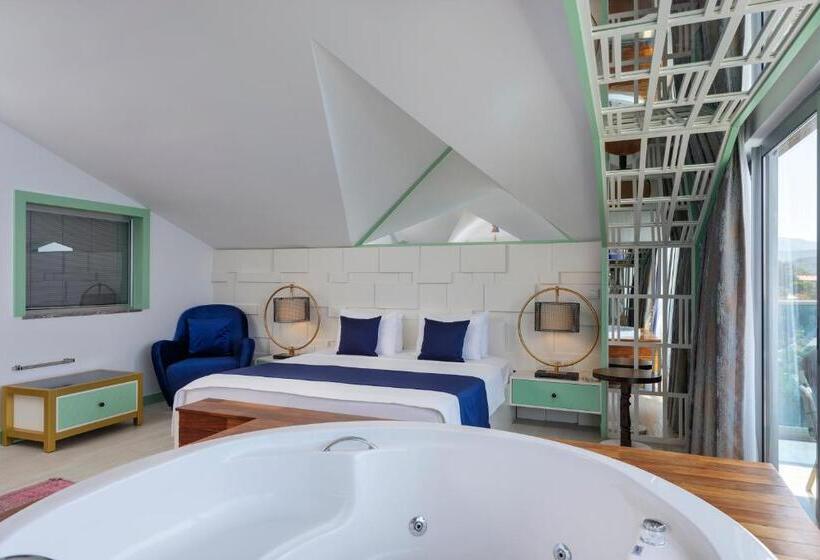 סוויטה, Sea View