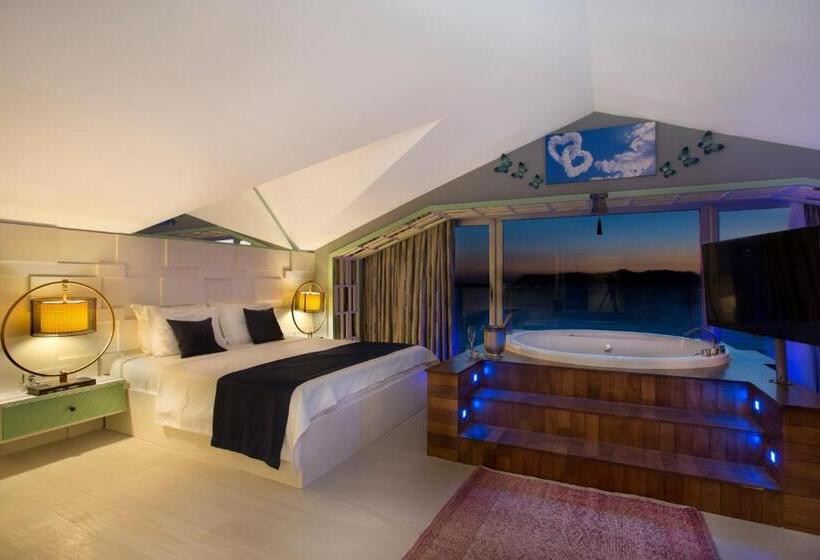 סוויטה, Sea View