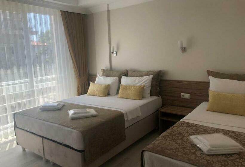 اتاق استاندارد سه نفره, Sinopark