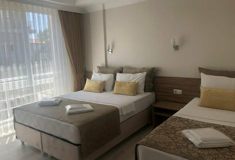 اتاق استاندارد سه نفره, Sinopark