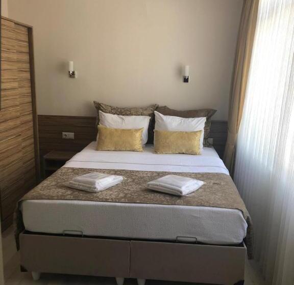 اتاق استاندارد یک نفره, Sinopark