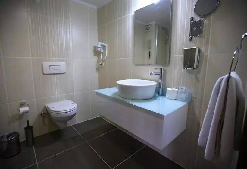 اتاق استاندارد, Sultasa