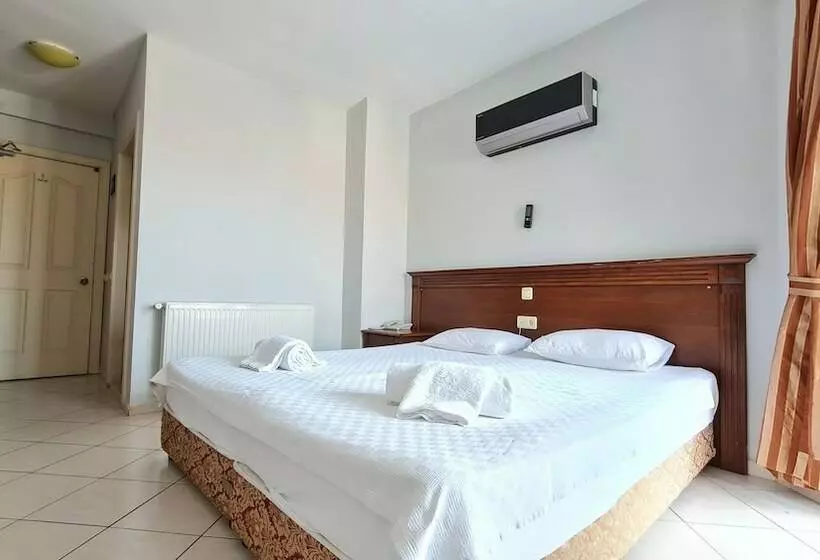 Standardrum, Villa Anfora