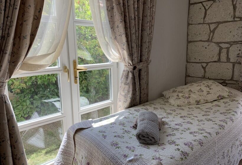 سوییت خانوادگی, Yuga Alacati