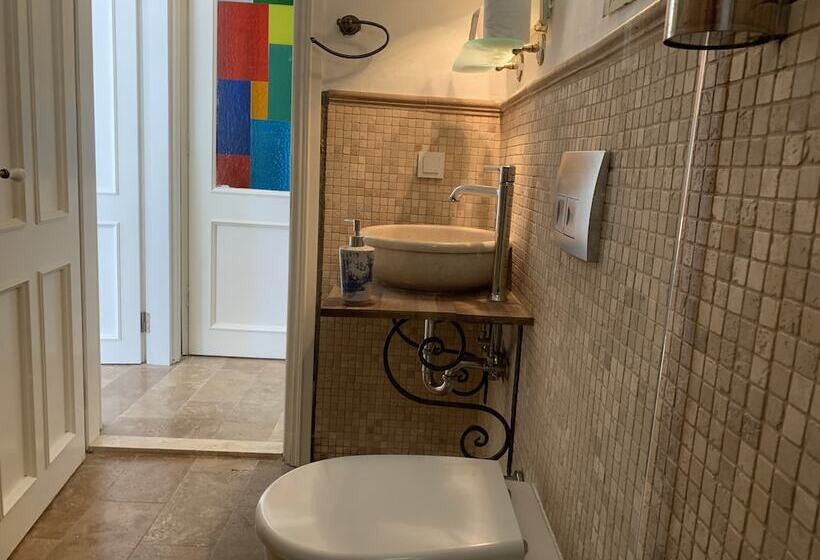 سوییت خانوادگی, Yuga Alacati