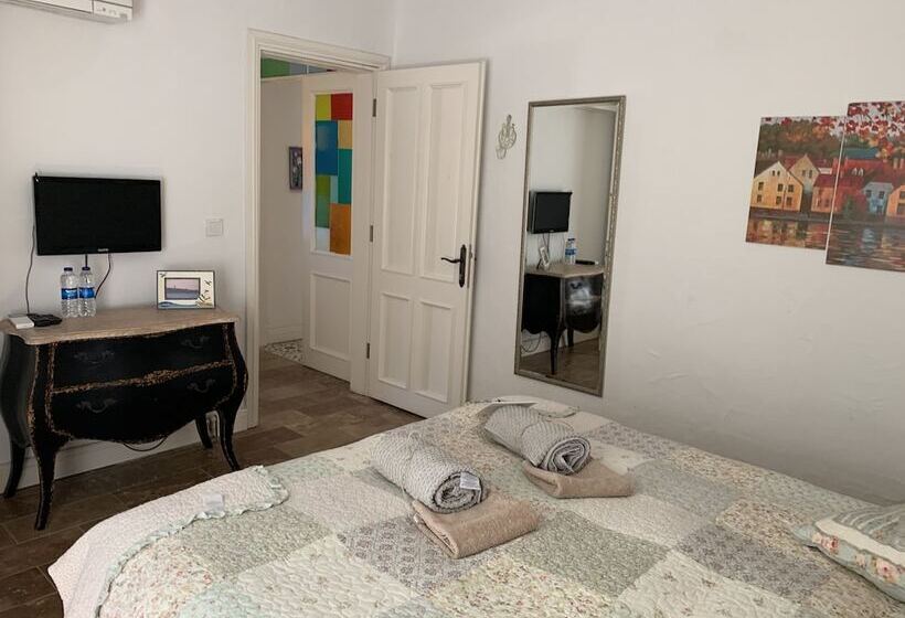 سوییت خانوادگی, Yuga Alacati