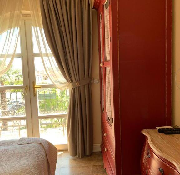 اتاق استاندارد با بالکن, Yuga Alacati