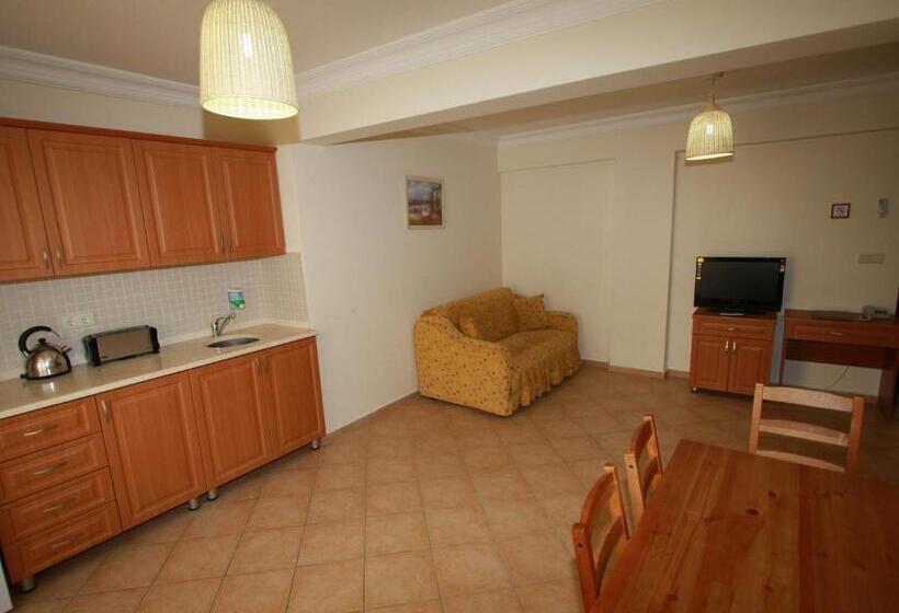 آپارتمان دلوکس 3 خوابه, Sea Breeze Hotel And Apartments