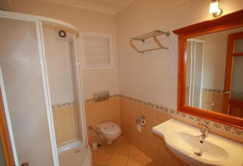 آپارتمان 4 خوابه, Sea Breeze Hotel And Apartments