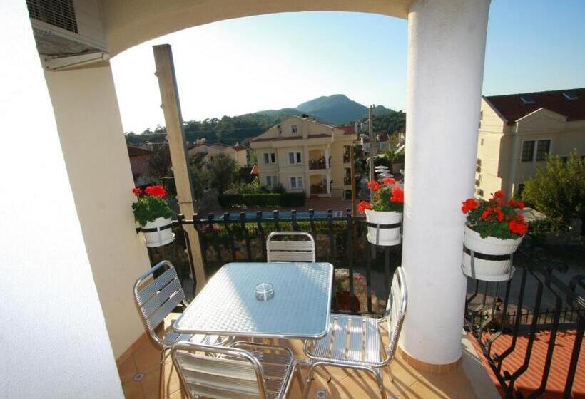 آپارتمان 4 خوابه, Sea Breeze Hotel And Apartments